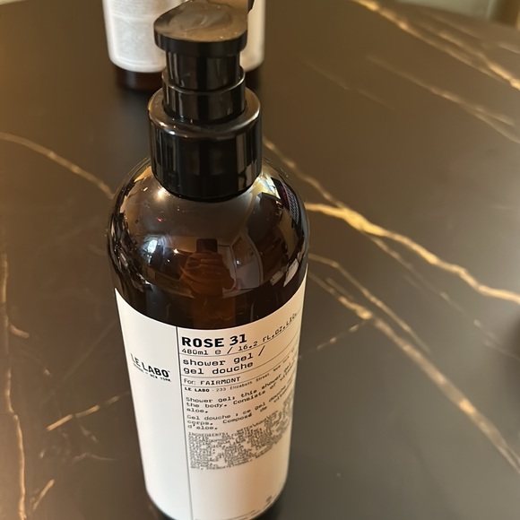 Le Labo Rose 31 Gel Douche - Picture 3 of 3